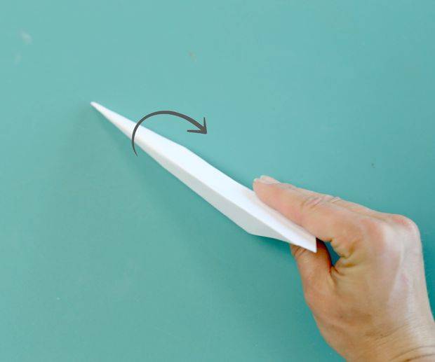 how-to-make-the-fastest-paper-airplane