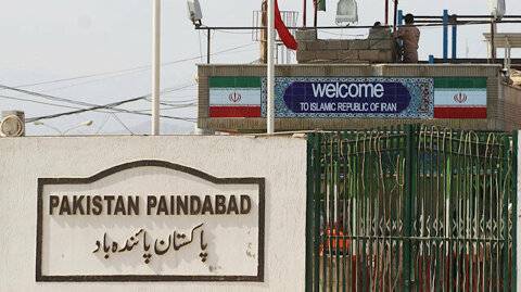 Iran, Pakistan open new border gateway to ease trade