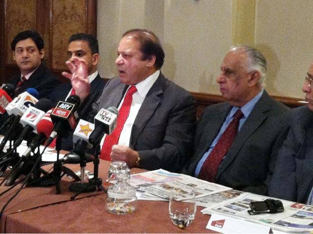 Nawaz accuses govt of doing politics for personal gains