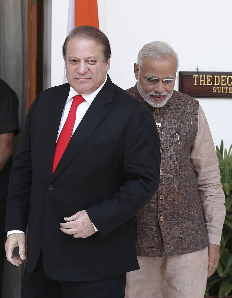 Nawaz Sharif sends \'sari\' for Narendra Modi\'s mother