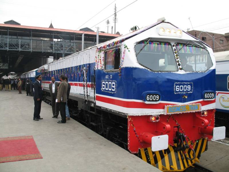 New train service to be launched from Pindi to Karachi