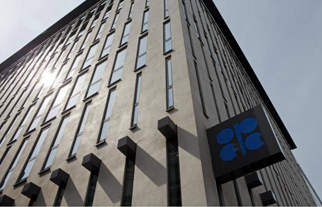 Arab OPEC producers brace for oil-price weakness for rest of 2015