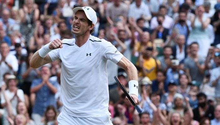 Murray survives Fognini scare to reach Wimbledon last 16