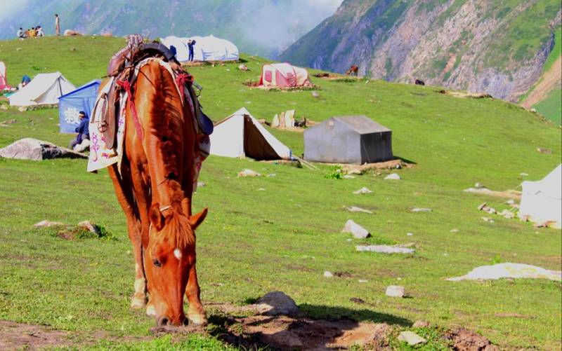 The Arms of Paradise – Ratti Gali Lake