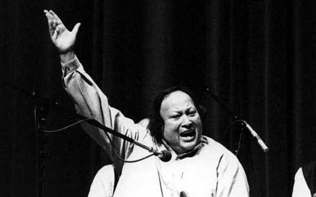 Video: Best Raags, Allaaps by Maestro Nusrat Fateh Ali Khan 