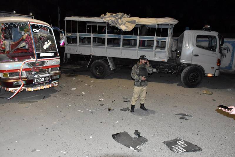 Seven killed, 23 injured in Quetta blast aimed at police truck