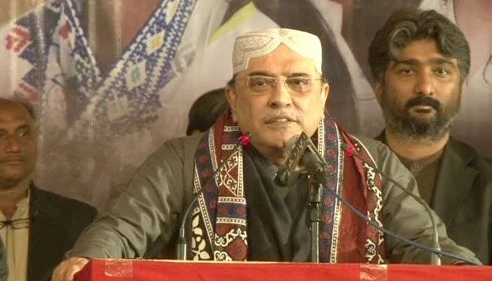 Those who abrogated constitution must be punished: Zardari