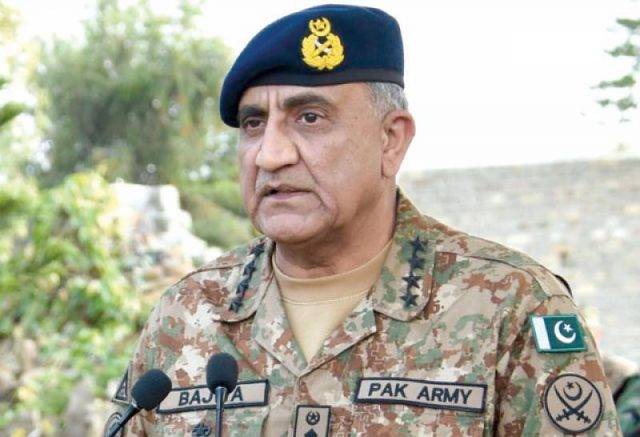 Army Chief reaches UK for official visit