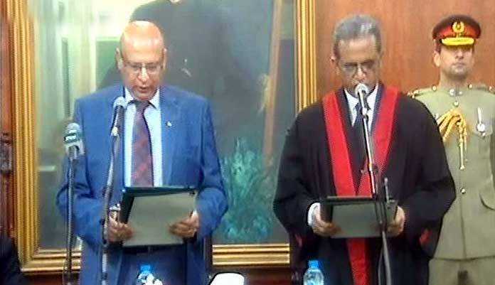 Justice Anwaarul Haq takes oath as Chief Justice LHC