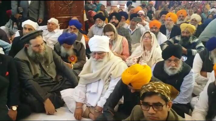 Noor-ul-Haq Qadri attends Guru Nanak birth anniversary celebrations