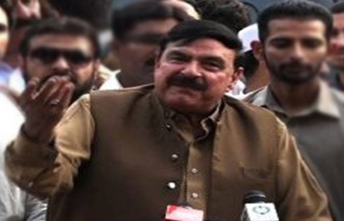 Peshawar to Karachi ML-1 railway track to be renovated by end of next month: Rasheed