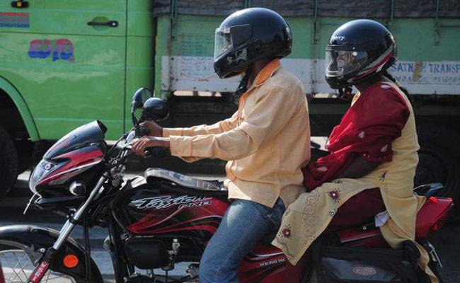 LHC declares helmet mandatory for pillion riders in Lahore