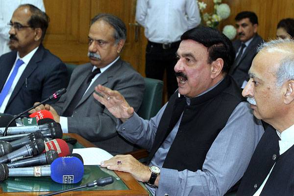 Freight trains HQ being shifted to Karachi: Sheikh Rasheed