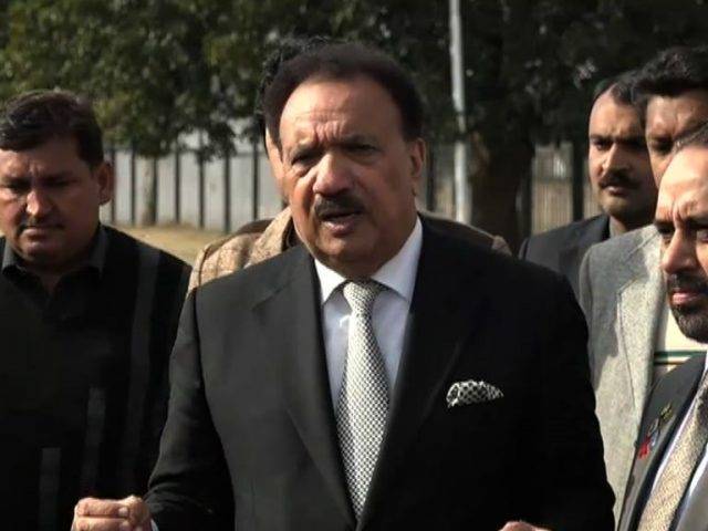 Rehman Malik demands to form judicial commission on Sahiwal Incident 