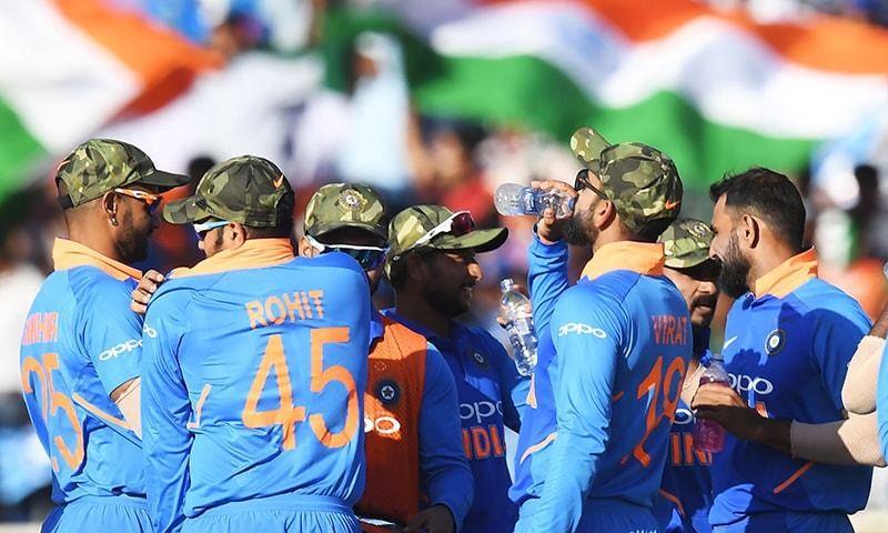 FM Qureshi urges ICC to take notice of Indian team for wearing military caps