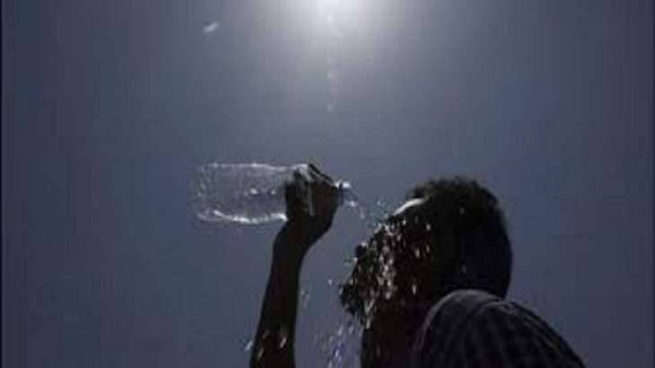 Karachi witnesses soaring temperature