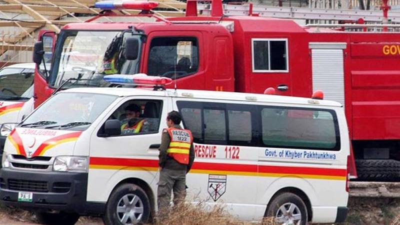 Two dead, seven injured as van catches fire in Sahiwal