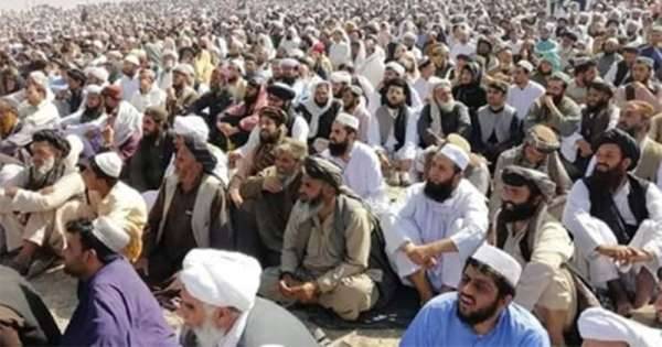 JUI-F blocks Quetta-Chaman highway as ‘Plan B’ 