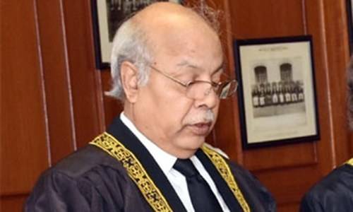 Justice Gulzar Ahmed takes oath as 27th Chief Justice of Pakistan