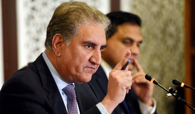 Pakistan’s borders with Afghanistan, Iran closed; Int’l flights to operate from Islamabad, Karachi, Lahore airports: FM Qureshi