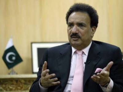 Designated hospitals across country should be handed over to AMC to combat coronavirus: Rehman Malik