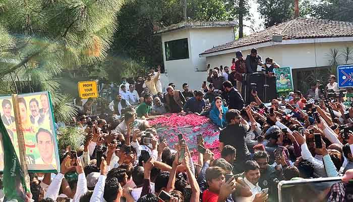 Maryam Nawaz departs for Gujranwala, hopes to return ‘triumphant and victorious’