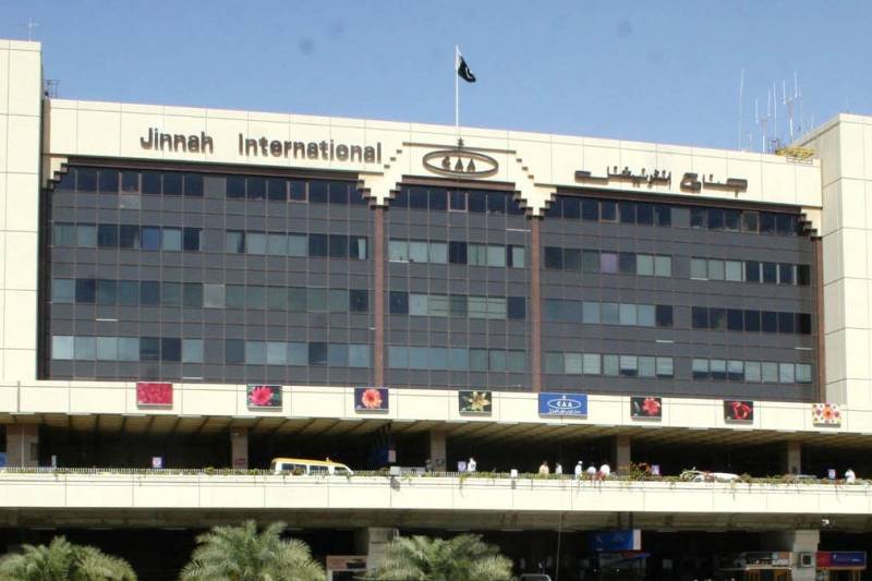 'Suspicious bag' at Karachi airport spread panic waves