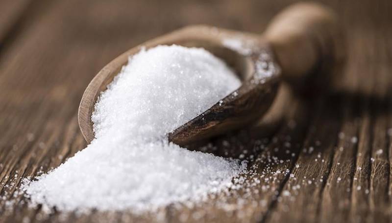 LHC directs govt, mills to fix sugar price