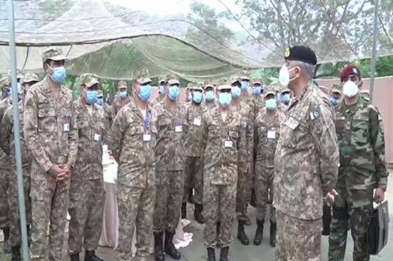 COAS Bajwa offers Eid prayers with troops at LoC