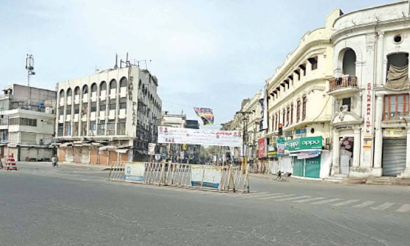 Lahore goes into two-day lockdown; markets, businesses remain closed