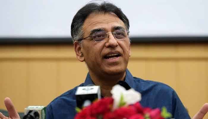 Vaccination of citizens over 18 to start from June 3: Asad Umar 