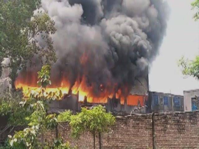 Fire rages in Gujranwala factory