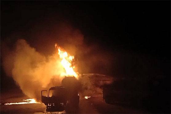 Oil tanker catches fire in Jhang