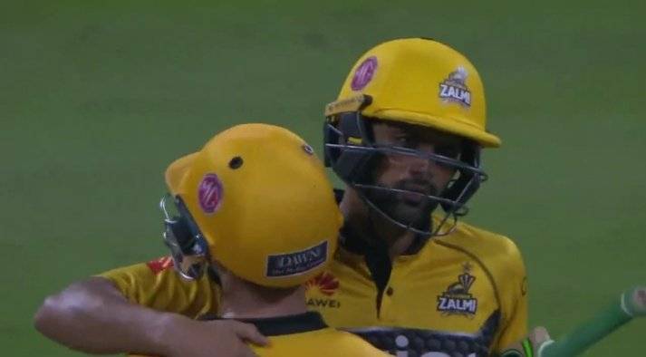 Peshawar Zalmi qualify for final after beating Islamabad United by 8 wickets