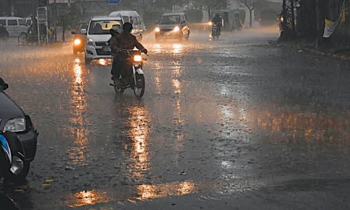 Six killed in Gujrat owing to rain-related incidents