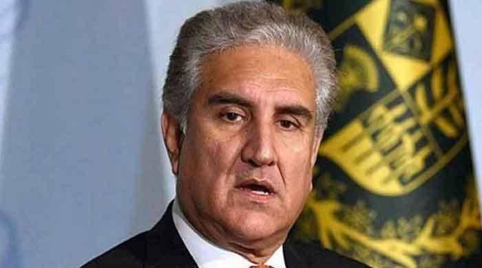 Kohistan bus tragedy not a terror attack: FM Qureshi tells China 