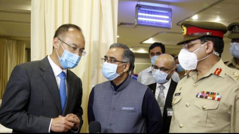 Chinese ambassador visits CMH Rawalpindi to meet injured Chinese nationals from blast