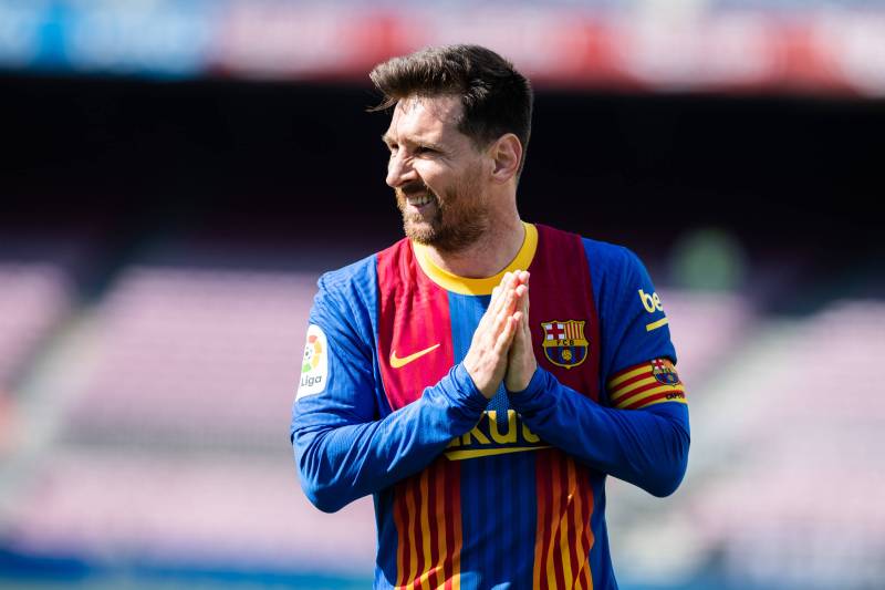 Star football player Lionel Messi leaves FC Barcelona following contract 'obstacles'