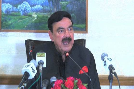 Govt can issue passport in one day, if Nawaz Sharif wants to come back: Sheikh Rashid