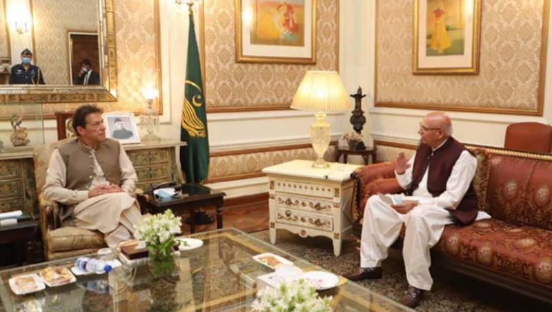 Punjab Governor calls on Prime Minister Imran Khan in Lahore