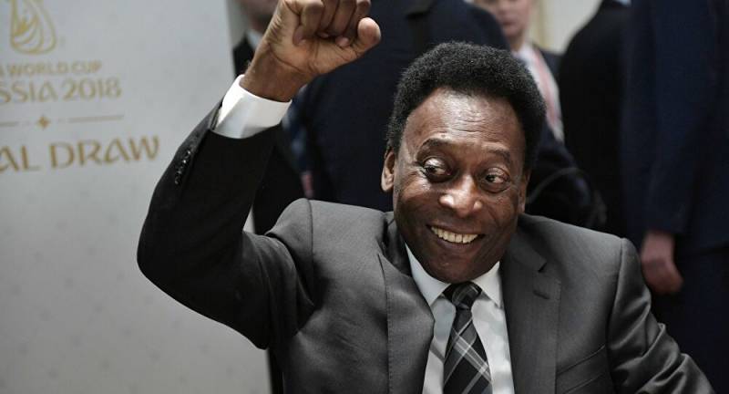 Football Legend Pele undergoes colon surgery after several days in hospital