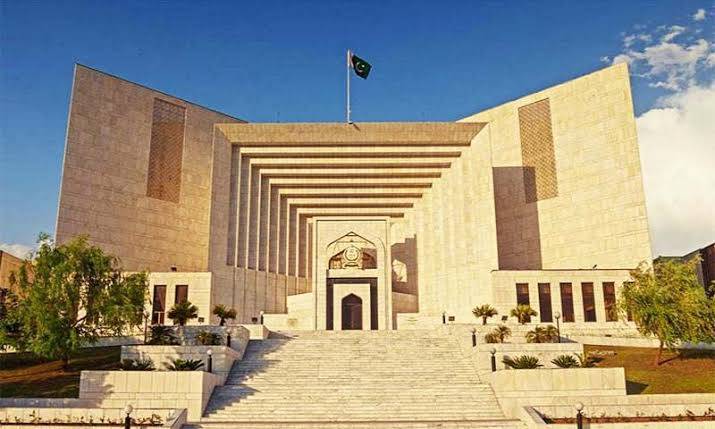 SC orders reconstruction of quake-hit KP schools