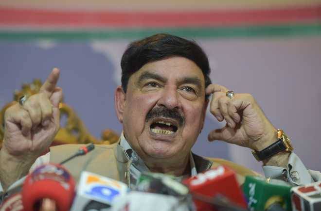 Sheikh Rasheed calls opposition 'incompetent'