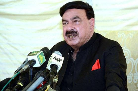 Sheikh Rasheed stresses on coordination between police, public to maintain law, order