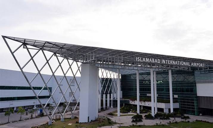 Afghan citizen held from Islamabad airport for traveling on forged docs