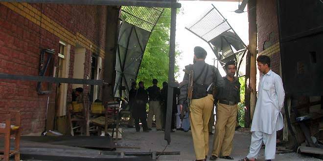 At least 12 inmates escape from judicial lockup in Lahore