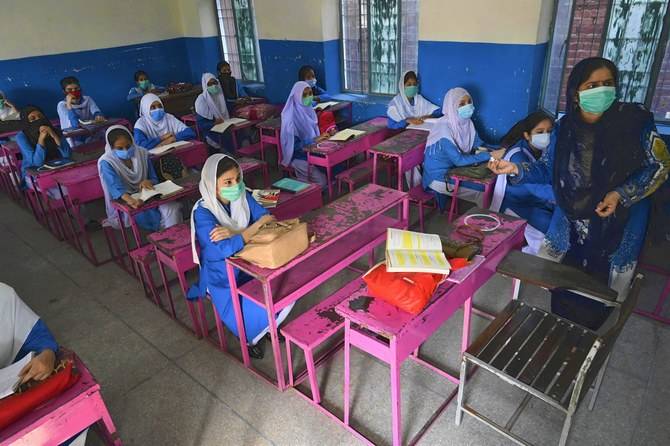 LHC orders govt to reconsider closure of schools from December 20