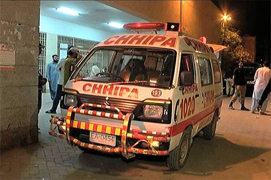 Two crushed to death by truck in Sheikhupura