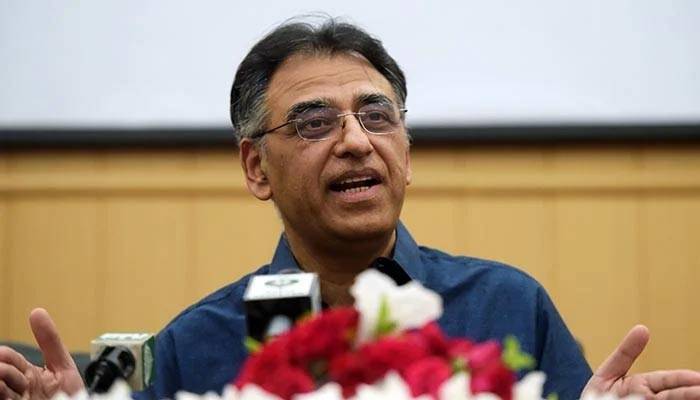 Asad Umar urges caution as Covid-19 positivity rate rises