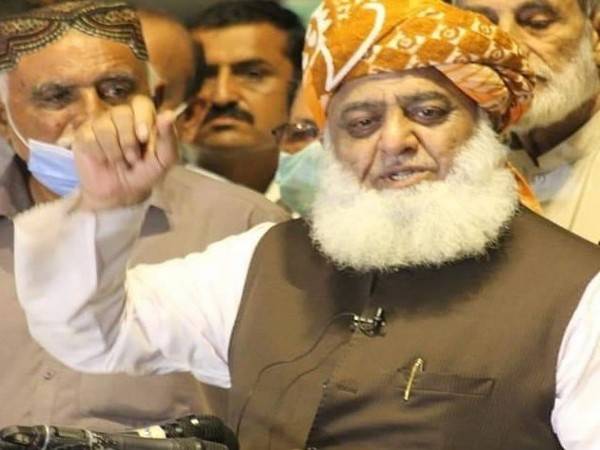 Fazlur Rehman calls on entire nation to 'march' towards Islamabad on March 23